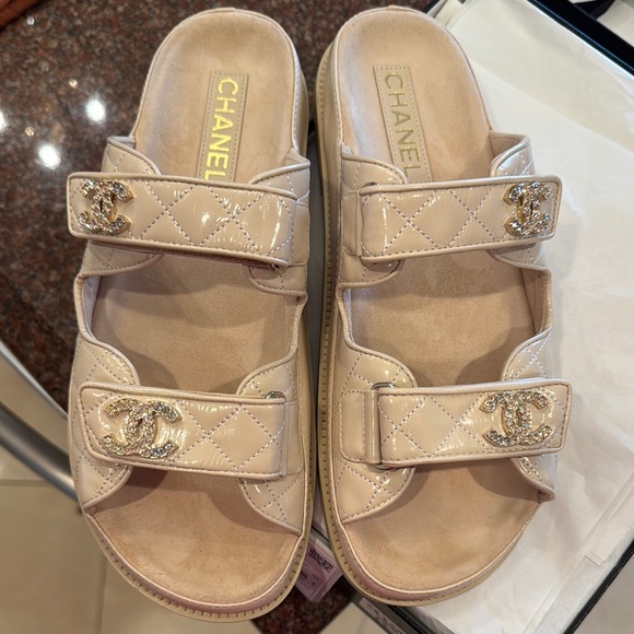 Chanel Light Beige Quilted Slide Slide Sandals With Crystals Size 41 - Picture 4 of 11